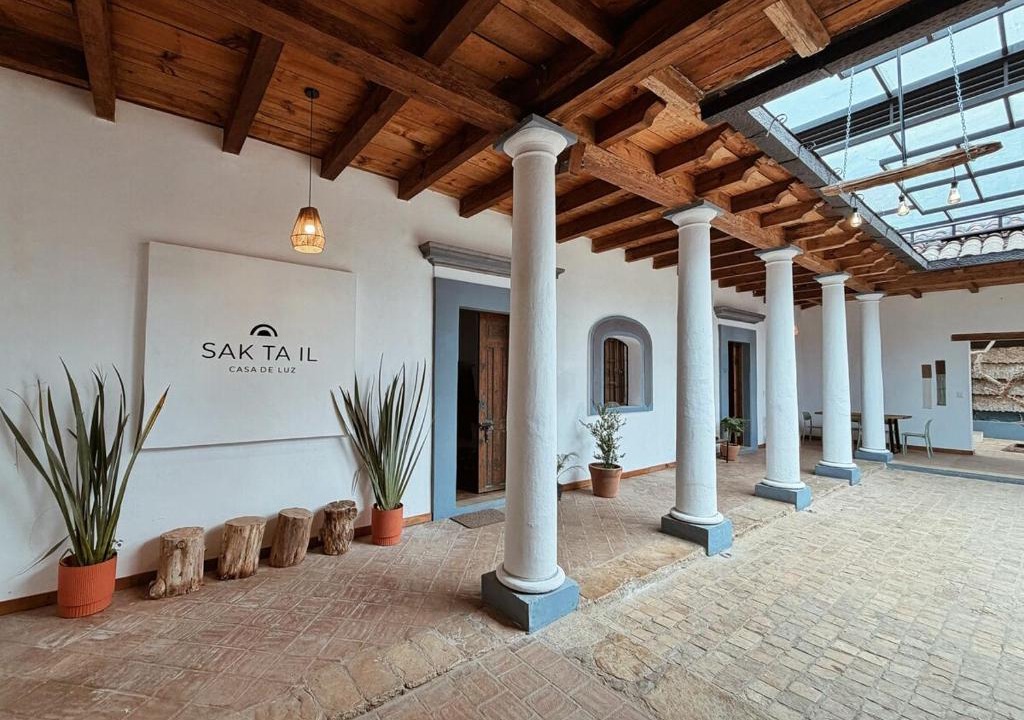De Guadalupe House | Saktail Colonial Villa with a central patio