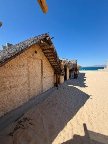 La Paz Cabin | Salty Sun Cabins Bahía Turquesa