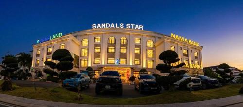 Duc Trong Hotel | Sandals Star Hotel