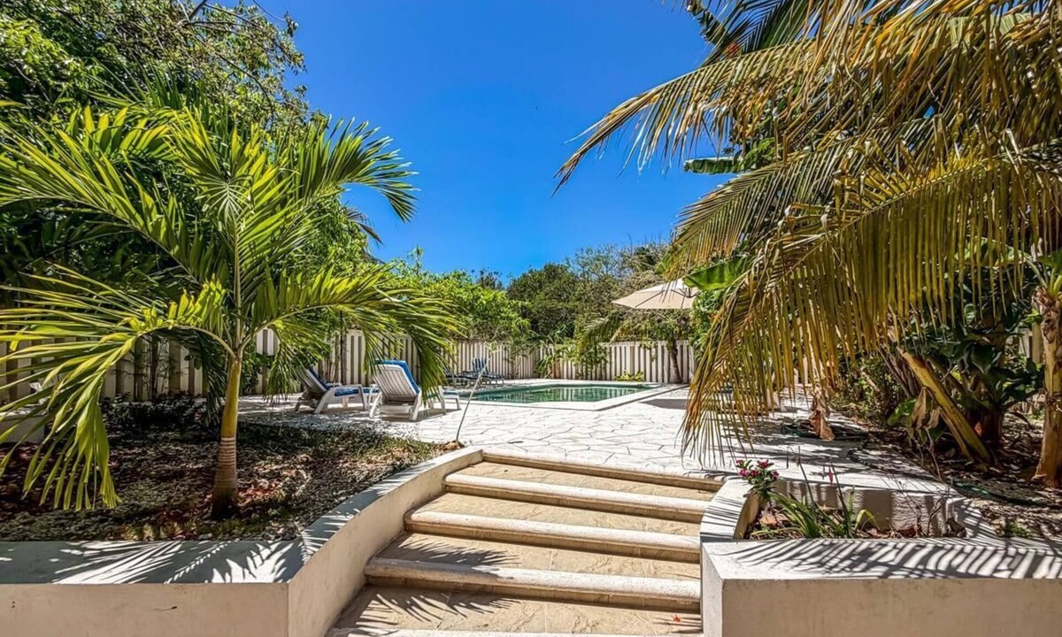 Salina Grande Apartment | Secluded Mid-Island Hacienda