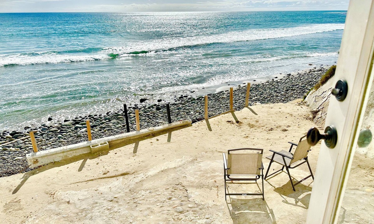 Playas de Rosarito House | SECLUDED One-of-a-Kind beachfront bungalow!