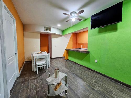 Tehuacan Apartment | Sensity Home Departamento 7, Colorido y amplio Familiar