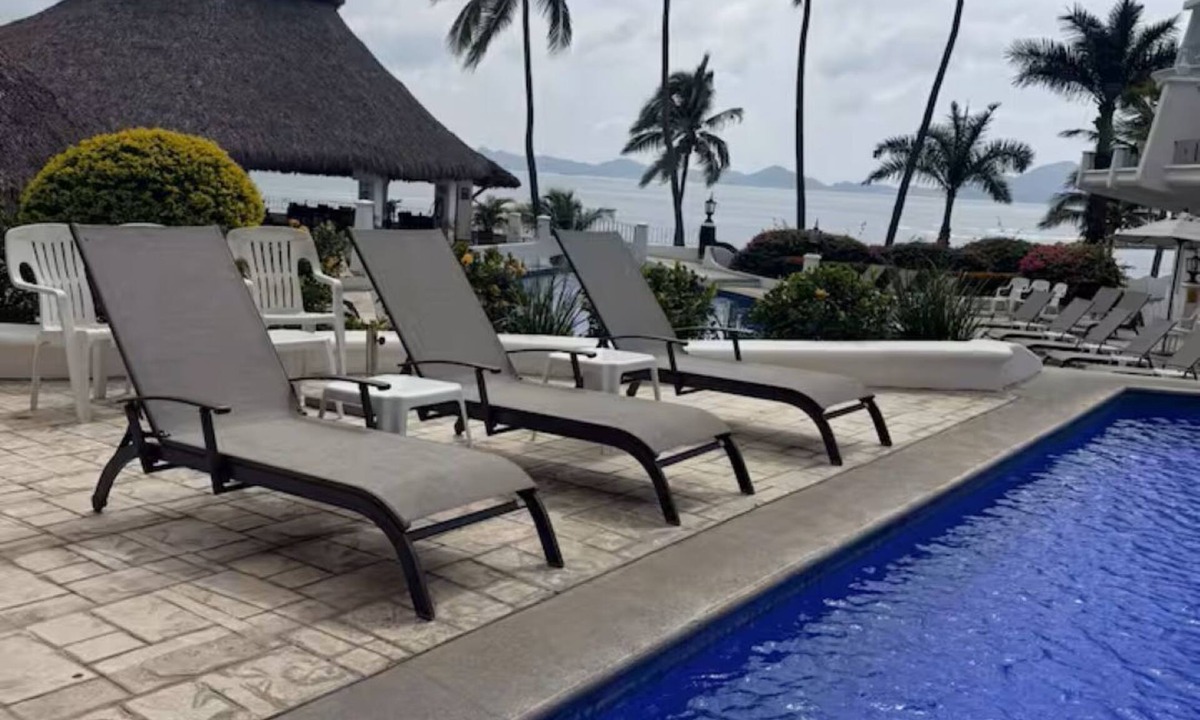 Las Hadas Apartment | Spacious, Family-Friendly Apartment with Ocean Views