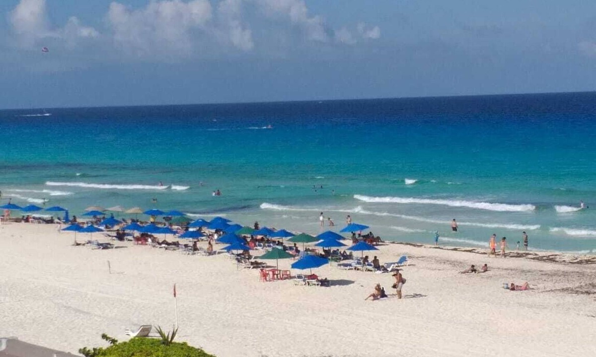 Punta Cancun Villa | Spectacular Beachfront Villa