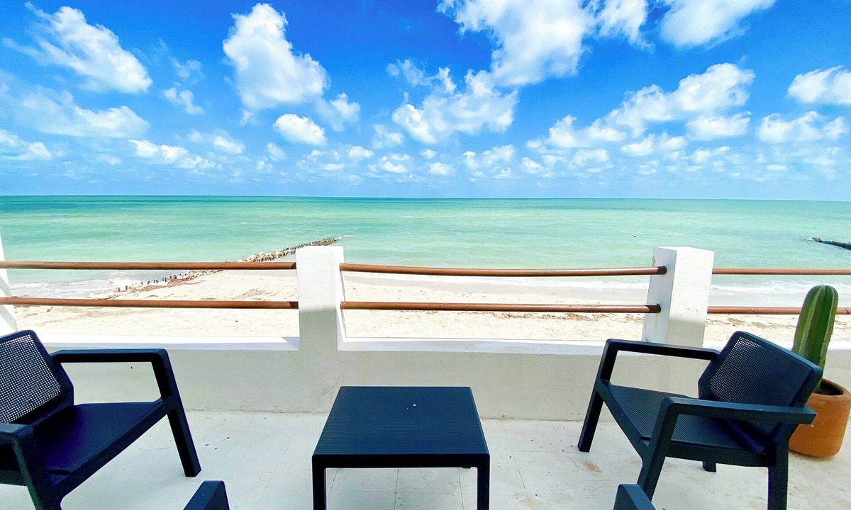 Chuburna Puerto House | Stunning Views 3 BR, 3baths, Beachfront house w/pool