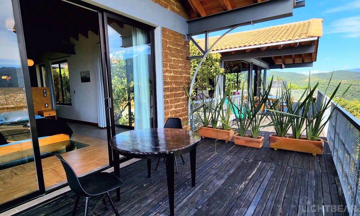 Oaxaca Villa | Suite Flotante: glass carpet floor and magical views