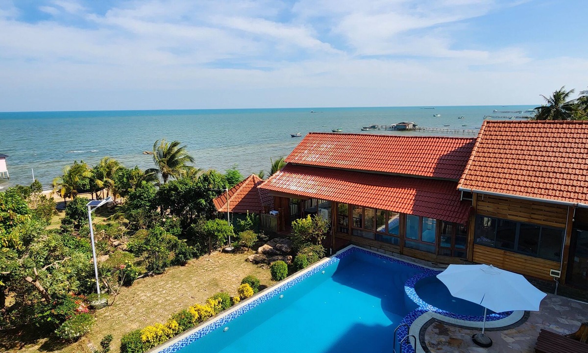 Ham Ninh Resort | Sunny Shore Resort
