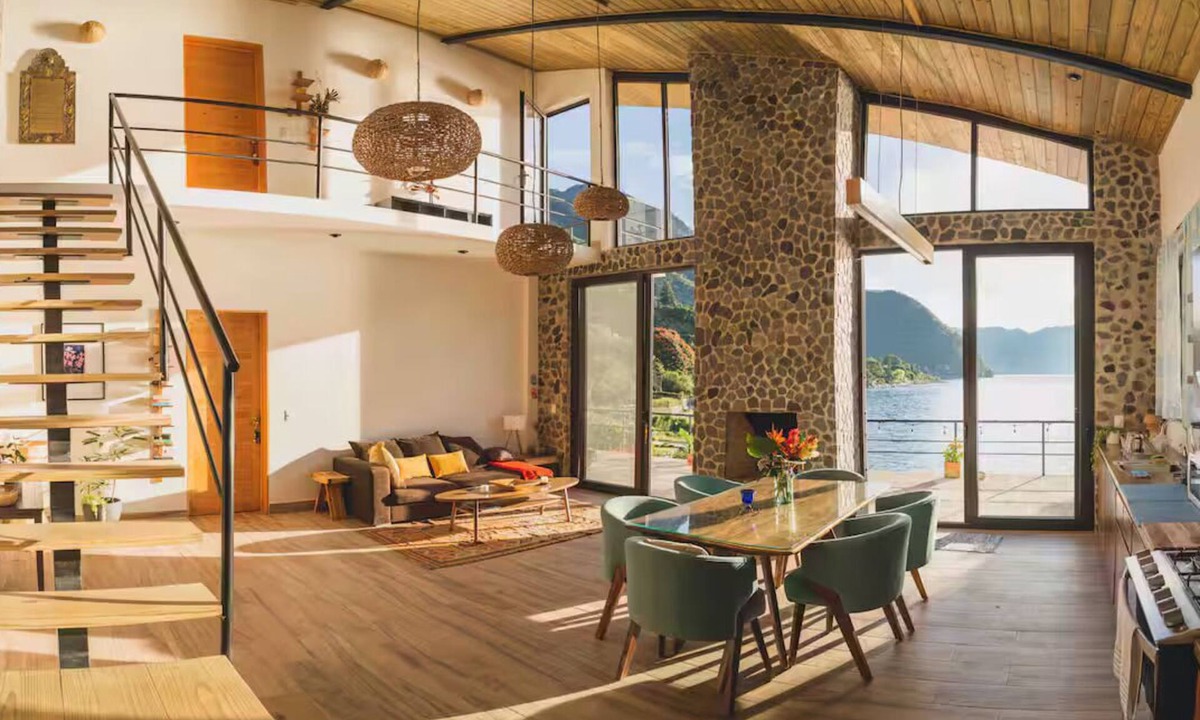 Santa Cruz La Laguna Ski Chalet | Sunrise Chalet. Impresionante casa moderna frente al lago