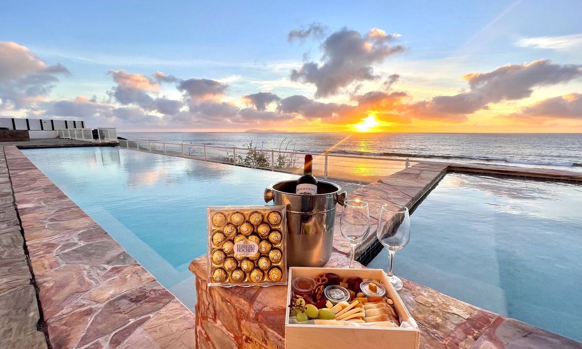 Costa de Oro Apartment | Sunset condo