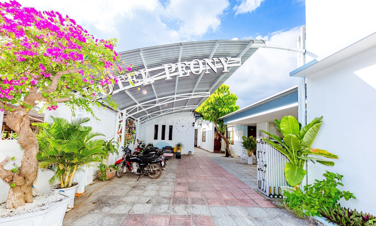 Cam Ranh Hotel | Super OYO 598 Peony Hotel