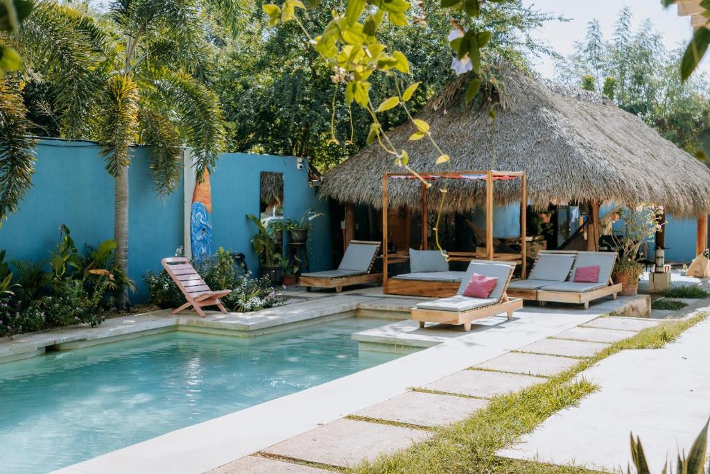Los Tamarindos Hostel | SurfNest Hostel