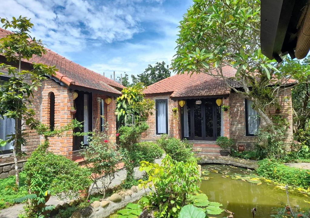 Huong Tra House | Tam Tinh Vien Homestay