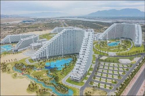 Khanh Hoa Apartment | The Arena Resort Beach Front View LightA-0441