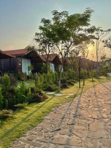 Cu Kuin House | The Lake Farmstay - Dak Lak