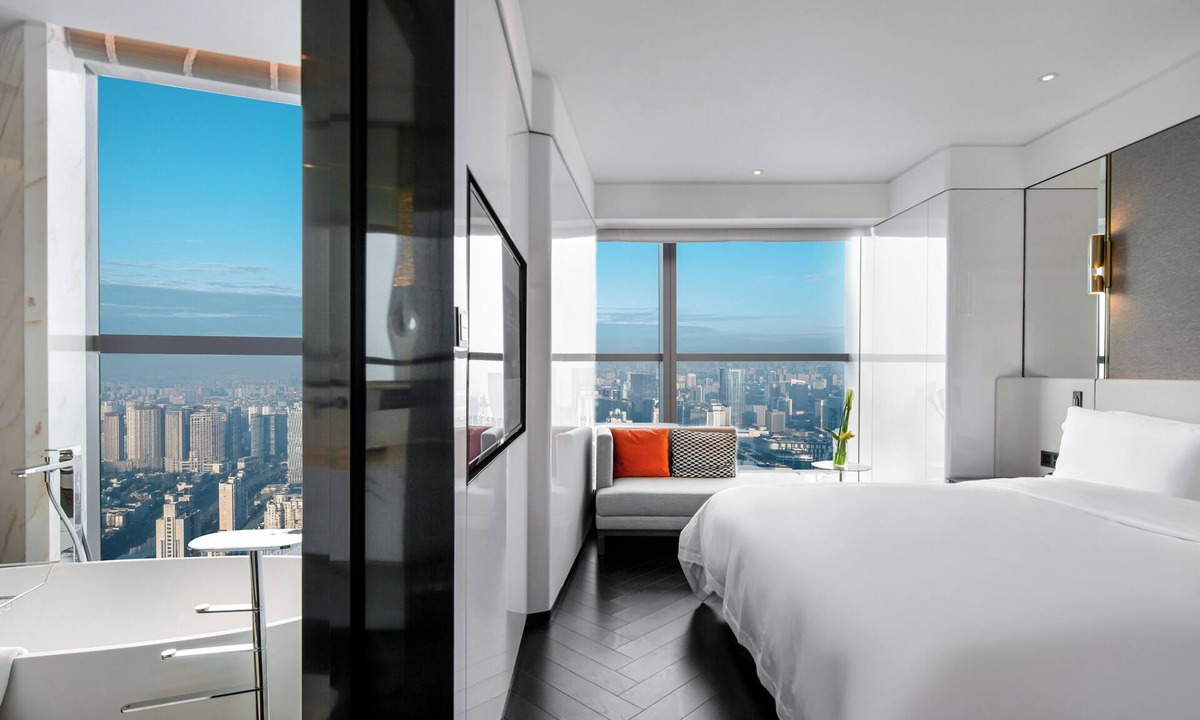 Gaoxin Hotel | The Langbo Chengdu in the Unbound Collection by Hyatt