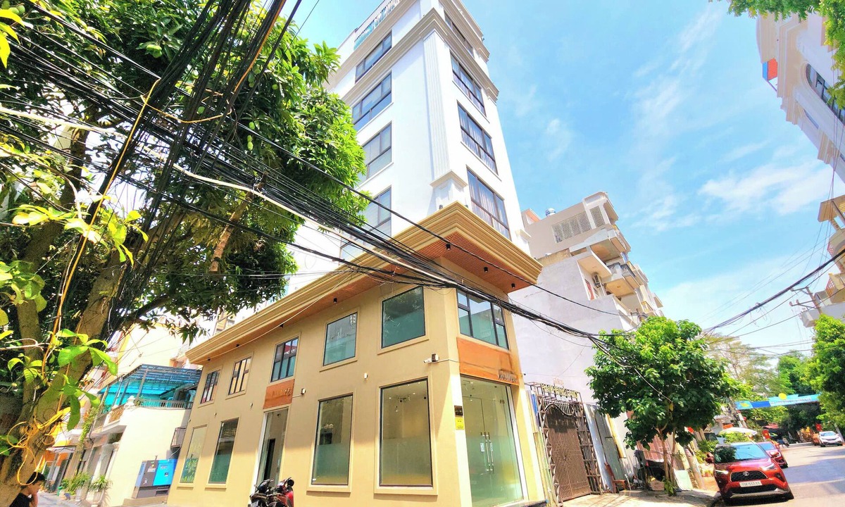 Le Chan Apartment | The LuxHomes Royal Apartment