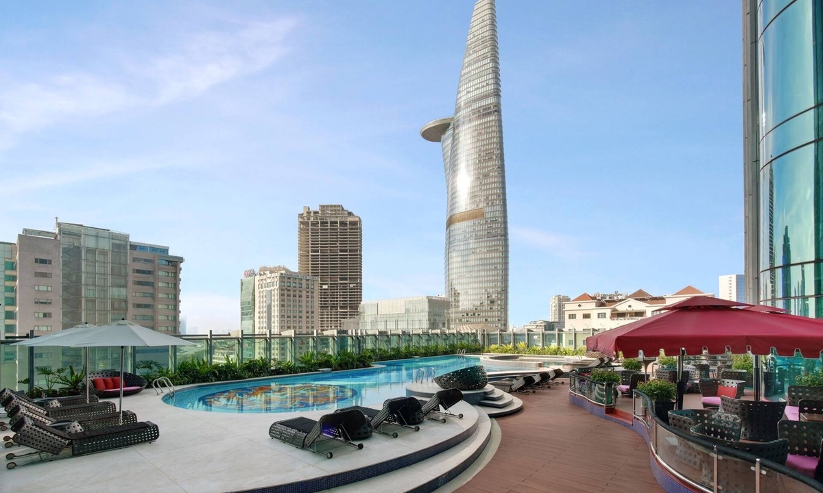 Nguyen Hue Walking Street Hotel | The Reverie Saigon
