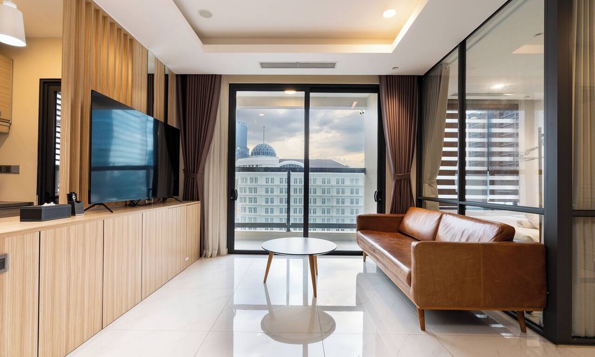 Ben Nghe Apartment | Thien Vi Lancaster D1 Walk to City Center