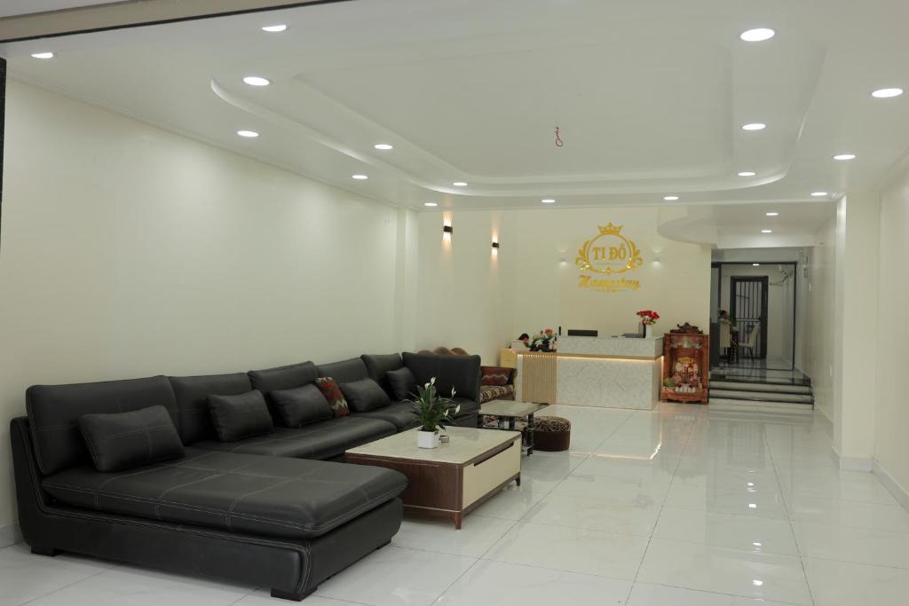 Duc Hoa Hotel | Ti Do Homestay