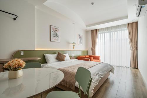 Huong Thuy House | Ti Tach Homestay in Eco Garden Hue