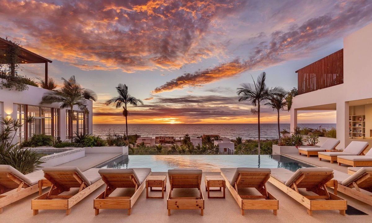 El Pescadero Hotel | Topia Sunset Suite All Inclusive