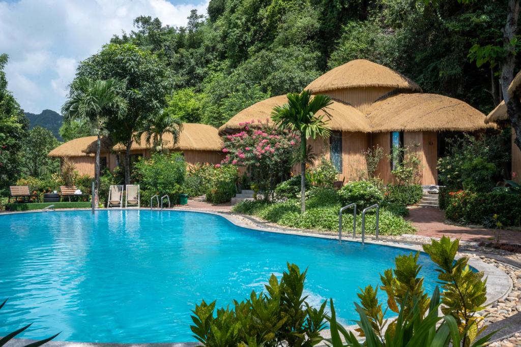 Hoa Lu Cabin | Trang An Legend