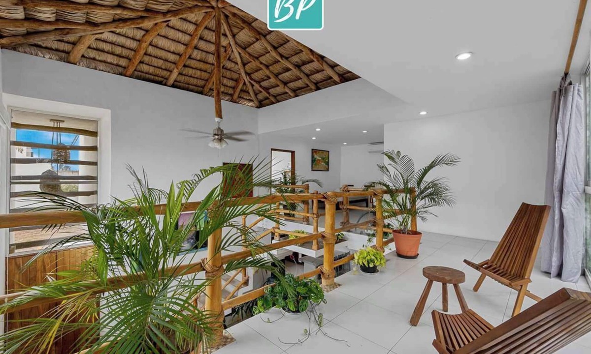 La Cruz de Huanacaxtle Villa | Tropical Villa w/Backyard + Beach Club Access