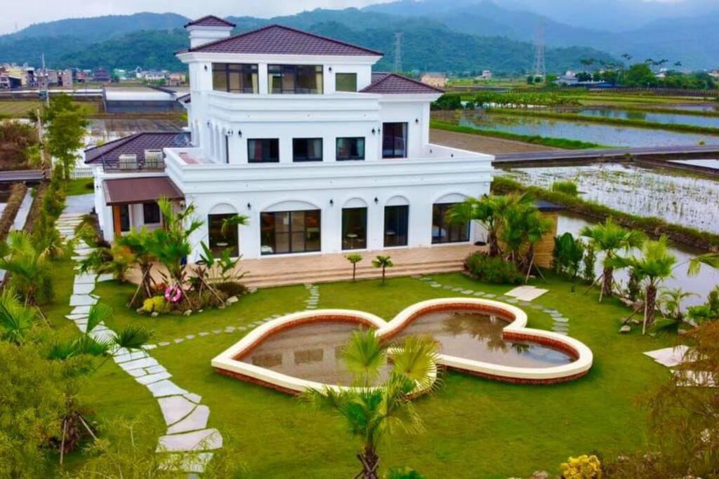 Dayi Village House | Two Heart Villa雙心頂級私人會舘宜蘭三星落羽松秘境提供10人以上也可以相約來度假唷