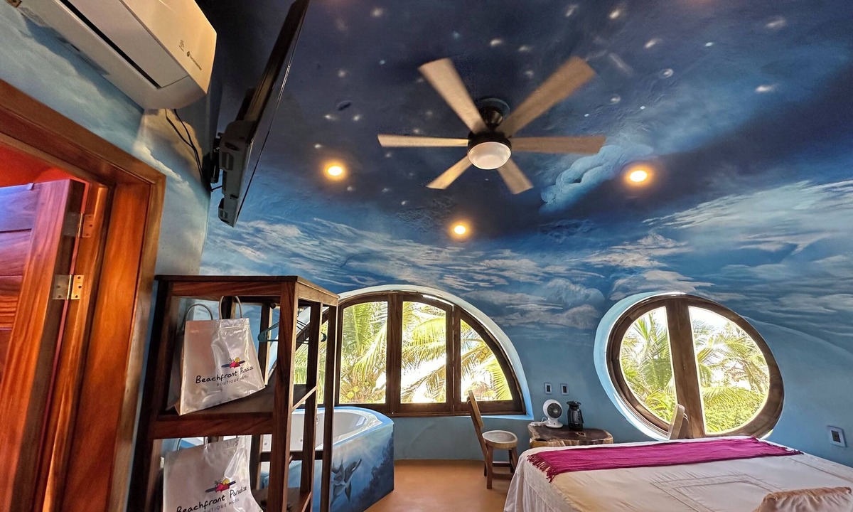 Tlachicon Villa | Two-story, two-bedroom oceanfront suite with private jacuzzis and full kitchen.