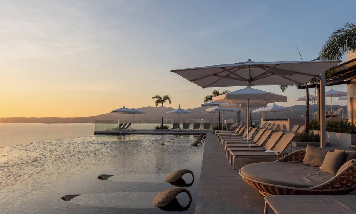 Bucerias Apartment | Udara 2J | 3BR in Bucerías Golden Zone + Beachfront Pools, Spa & Padel