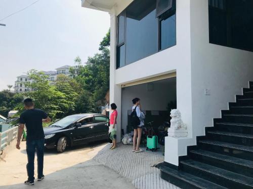 Bai Chay Apartment | Vũ Homestay phòng khép kín, 02 giường tại vườn đào cách SunWorld 1km