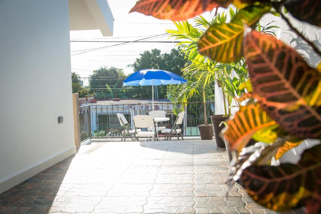 Colonia Adolfo Lopez Mateos Apartment | Vacation Rental - Upper Floor Room at Casa Cocoa