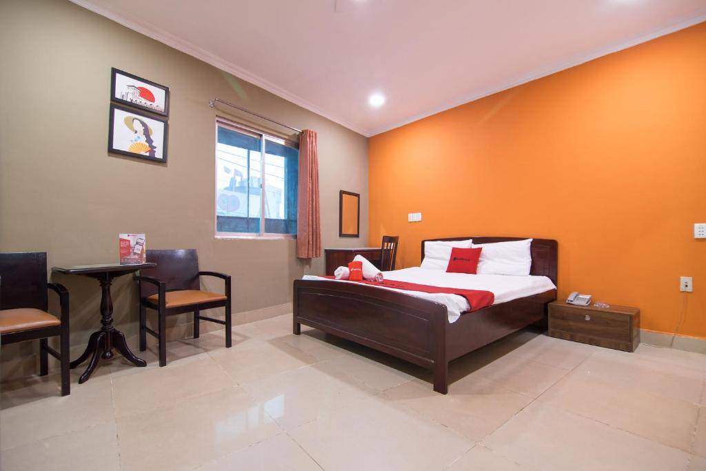 Phu Nhuan Hotel | Van Giao Hotel
