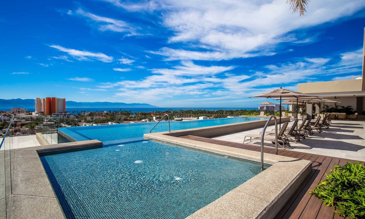 Diaz Ordaz Condo | Versalles Retreat | Modern 2-BR w/Gym & BBQ