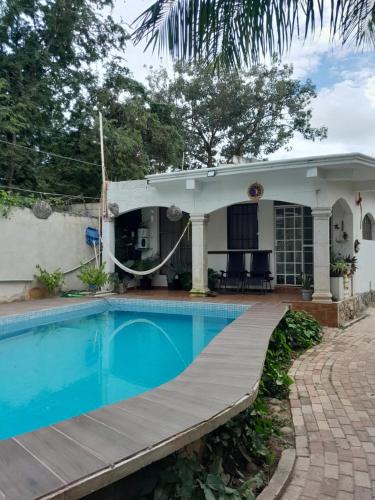 Alfredo V. Bonfil Apartment | Villa Igor