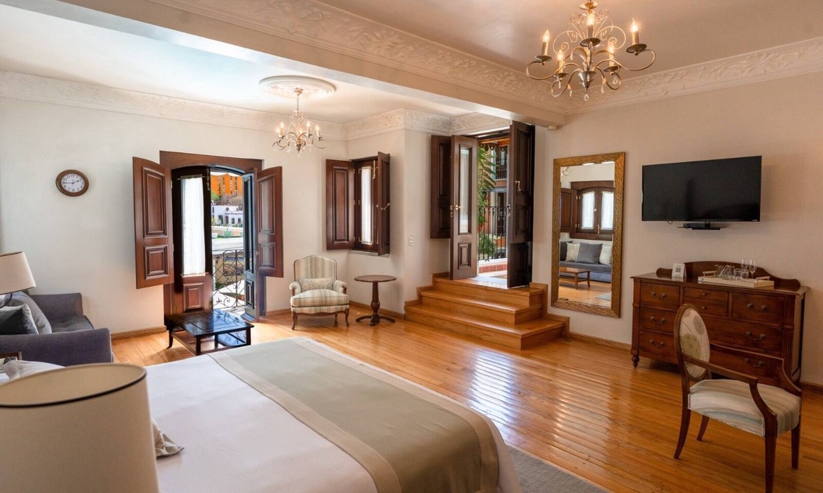 De La Presa Hotel | Villa Maria Cristina