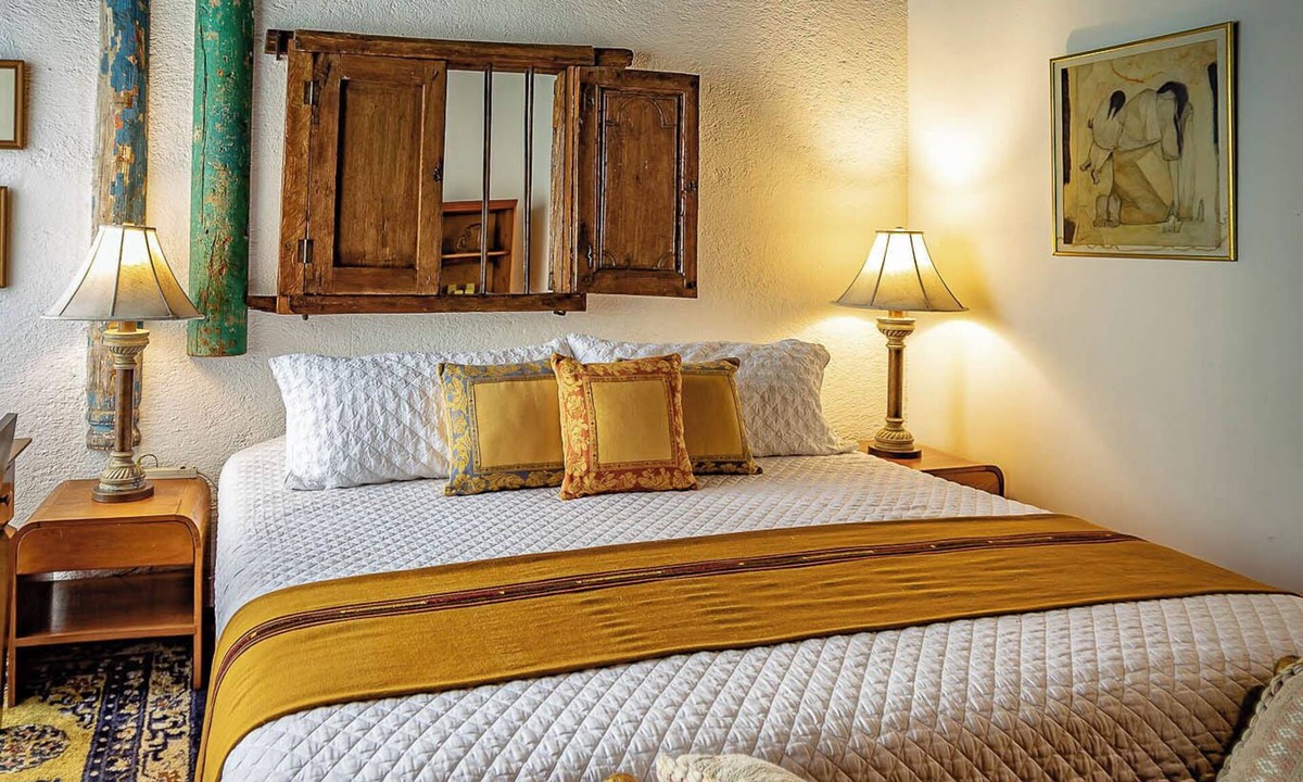 Antigua Guatemala Apartment | Villa Maria Cristina El Solar Apartments, excellent location in Antigua