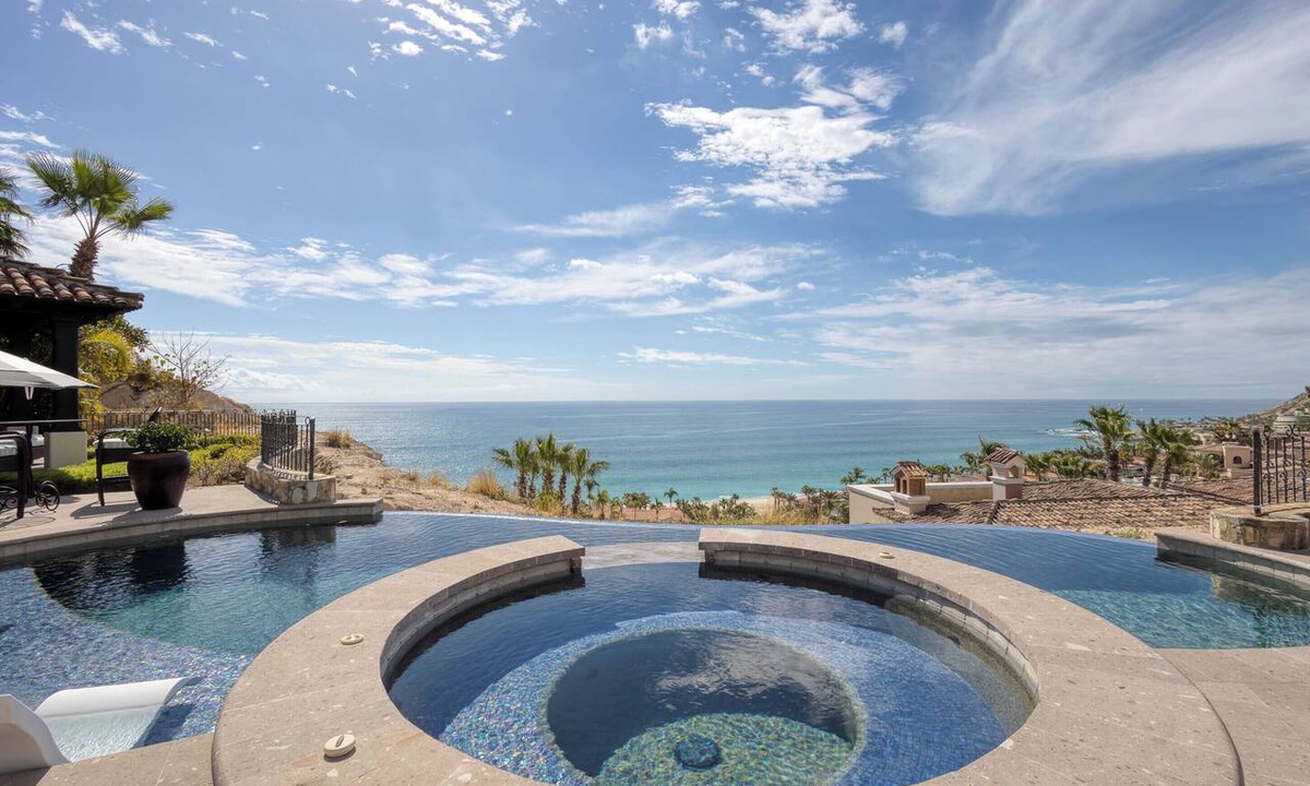 Palmilla Villa | Villa Alba - Expansive Home Boasting Breathtaking Ocean Views!