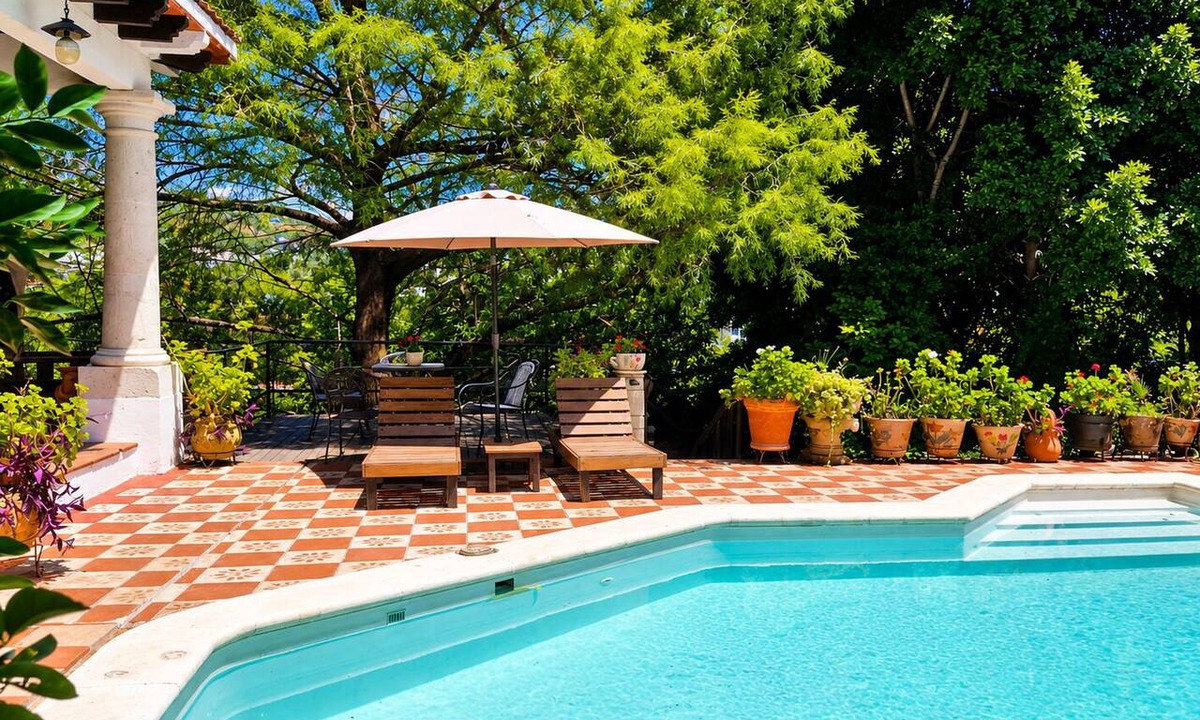 San Felipe House | Villa Oaxaca, stately residence, 6 bedrooms, swimming pool and large gardens