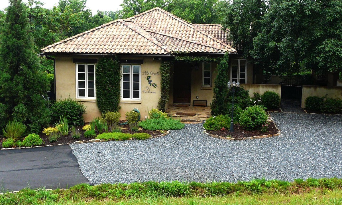 Dahlonega Villa | Villa Oliveti, an authentic Tuscan Villa in Montaluce, license #4833