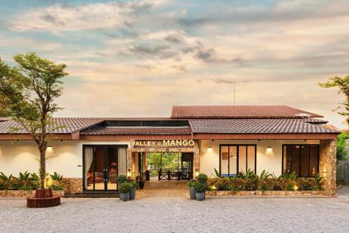 An Tay Apartment | Villa Valley De Mango Hue