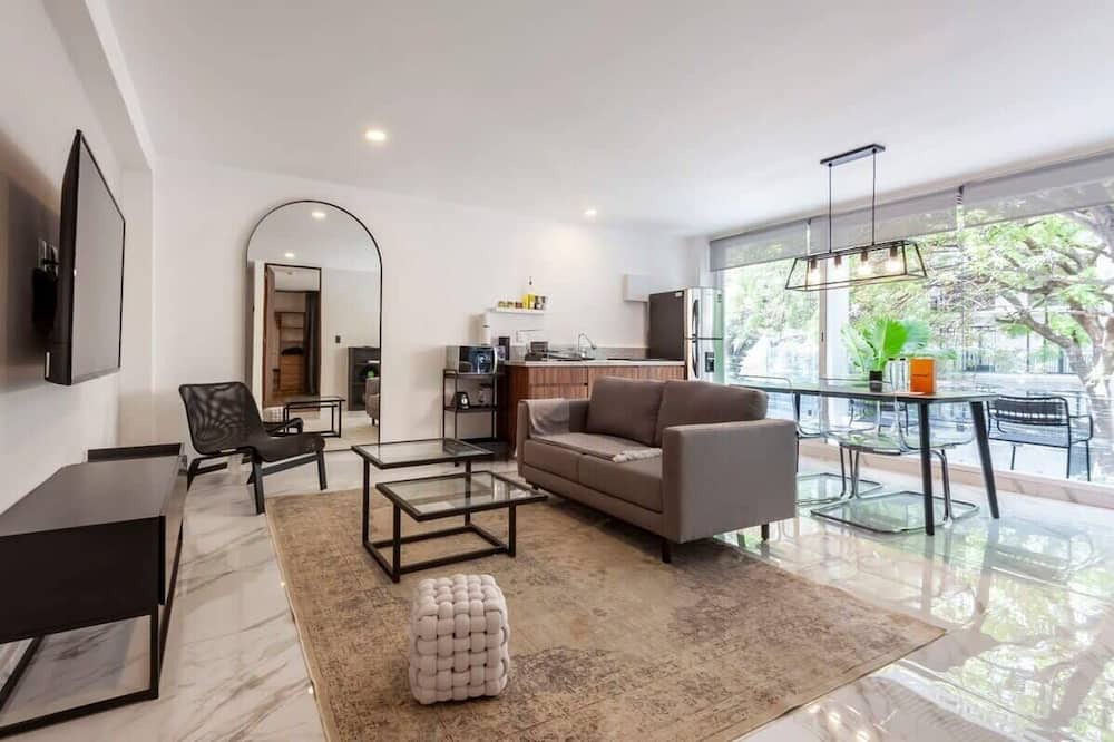 Miguel Hidalgo Apartment | w* | Wonderful 1BR with Perfect Balcony in Polanco