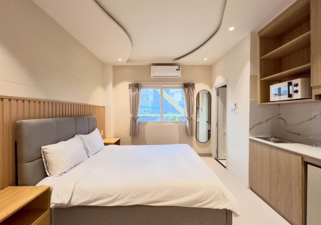 Phu Nhuan Hotel | Wander Lane Hotel & Coliving