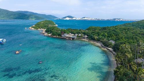 Van Ninh Resort | Whale Island Resort