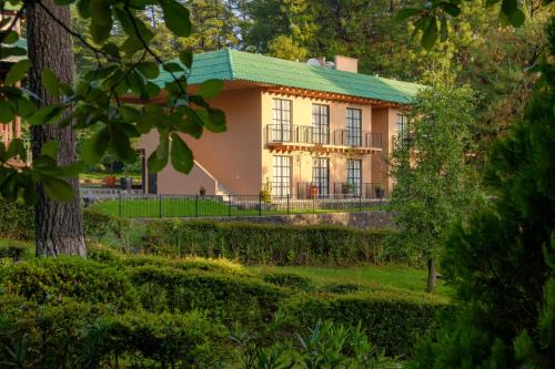 Zirahuen Hotel | Zirahuen Forest and Resort