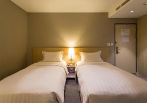 麗馨商旅七賢館