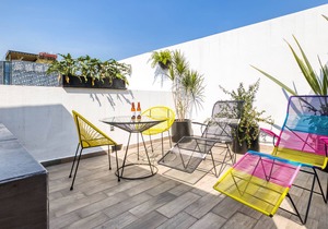 Awesome 2BR apt w/ its own pvt rooftop near "El Ángel"