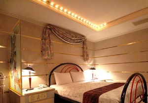 Broadway Hotel