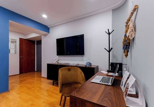 Capitalia | Balcony Lounge for Work | Parking