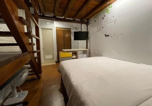 Chinbe D.S House 2